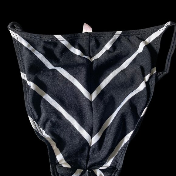 Victoria's Secret XS Black and White Chevron Stripe Bikini - Picture 4 of 10